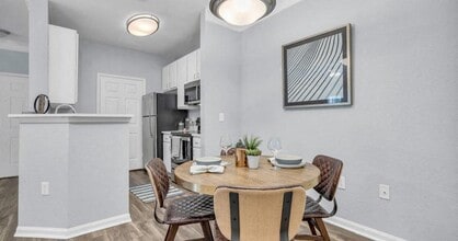 Marina Pointe in Chattanooga, TN - Building Photo - Building Photo