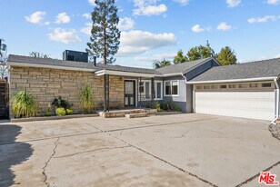 5127 Gaynor Ave in Los Angeles, CA - Building Photo