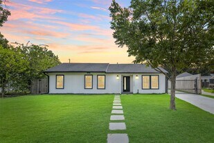 2550 Roy Cir in Houston, TX - Building Photo