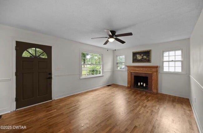 2963 N Highland Ave in Jackson, TN - Foto de edificio - Building Photo