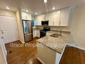 8761 W Cornell Ave in Lakewood, CO - Building Photo - Building Photo