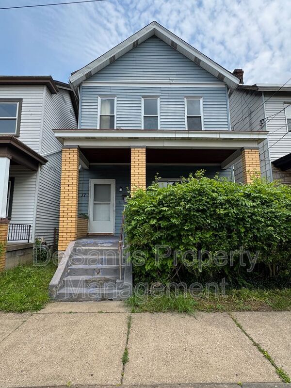 property at 17 Ainsworth St