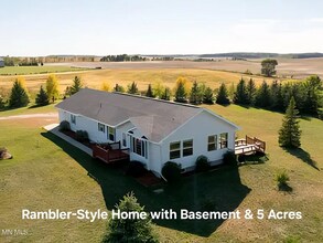 20998 S Sand Lake Rd in Pelican Rapids, MN - Building Photo - Building Photo