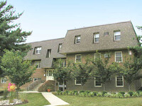 Apartments at Pine Brook photo'