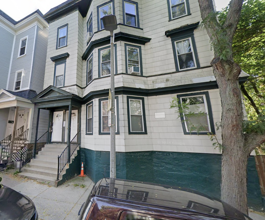 22 Highland Ave in Boston, MA - Building Photo