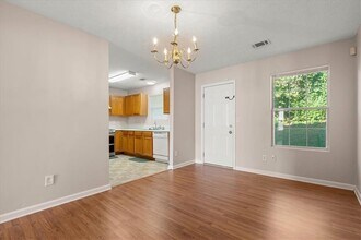 5583 Windfall Ln in Lithonia, GA - Building Photo - Building Photo