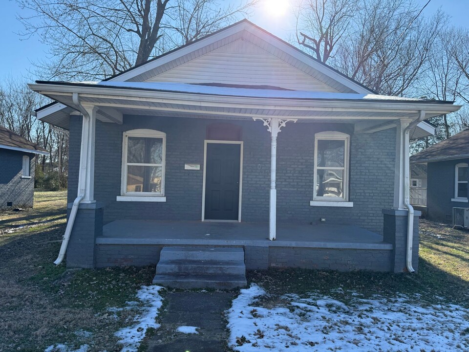 1609 N 11th St in Paducah, KY - Building Photo