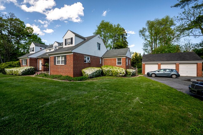 property at 5511 Pimlico Rd