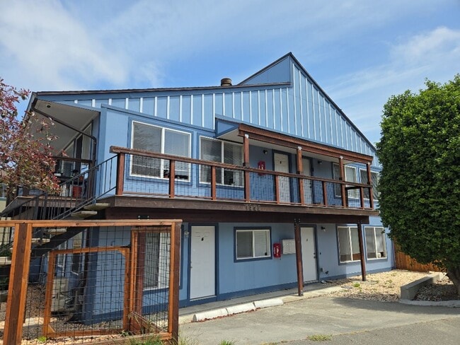 property at 1350 Hallen Dr
