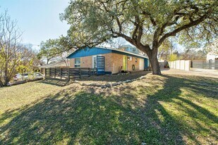 805 Terrell Hill Dr in Austin, TX - Building Photo