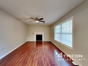 4069 Valley Brook Rd in Snellville, GA - Building Photo - Building Photo