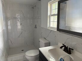 214 W Volusia Ave in DeLand, FL - Building Photo