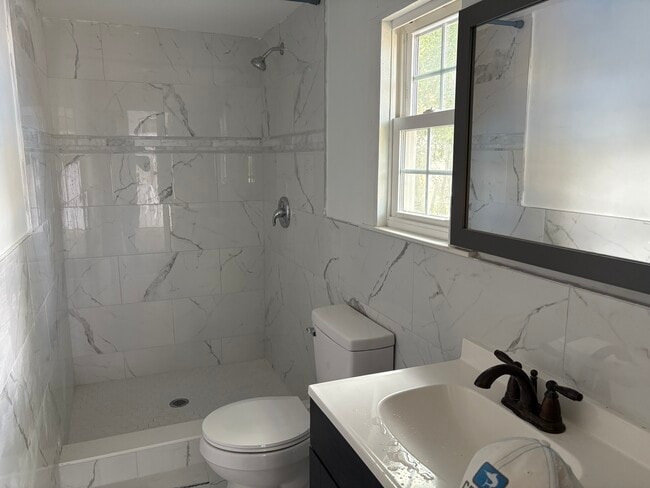 property at 214 W Volusia Ave