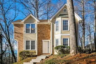 28 Peggy Ct NW in Marietta, GA - Building Photo