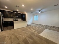 965 Nevada State Dr in Henderson, NV - Building Photo - Building Photo