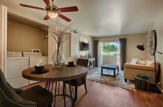 Sycamore Square Apartments in Mesa, AZ - Building Photo - Building Photo