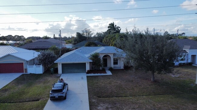 property at 4542 SW Savona Blvd