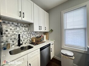 1721 N Mozart St, Unit M05H in Chicago, IL - Foto de edificio - Building Photo