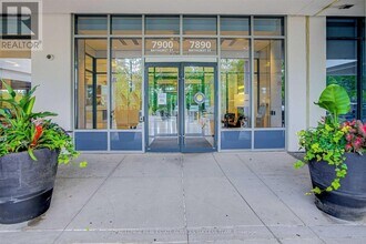 7890 Bathurst St in Vaughan, ON - Building Photo - Building Photo