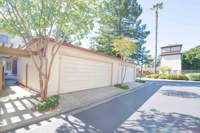 property at 2036 Stone Pine Ct