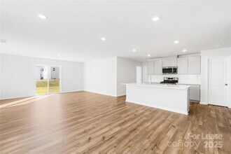 13239 Hampton Bay Ln in Charlotte, NC - Building Photo - Building Photo