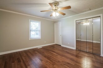 667 Aspen Ct in Danville, IN - Building Photo - Building Photo