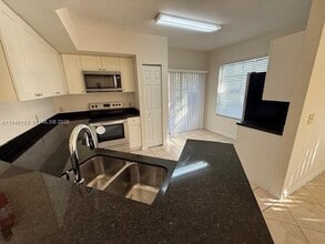 1608 Belmont Ln in North Lauderdale, FL - Building Photo - Building Photo