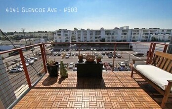 4141 Glencoe Ave in Marina Del Rey, CA - Building Photo - Building Photo