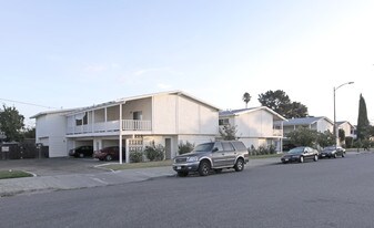 1379-1385 Stanwood Dr in San Jose, CA - Building Photo