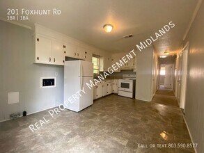 201 Foxhunt Rd in Columbia, SC - Building Photo - Building Photo