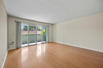1458 Hudson St in Redwood City, CA - Building Photo - Building Photo