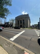 400 York Rd in Jenkintown, PA - Building Photo