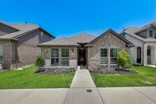 12416 Iveson Dr in Haslet, TX - Building Photo