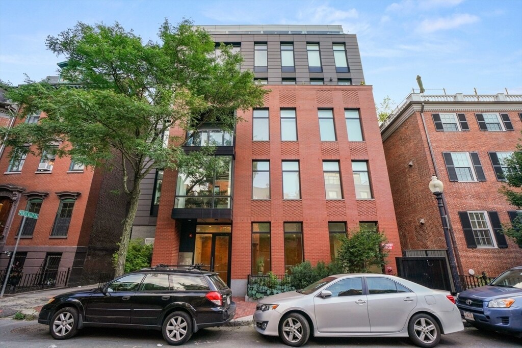 7 E Springfield St, Unit 4A in Boston, MA - Foto de edificio