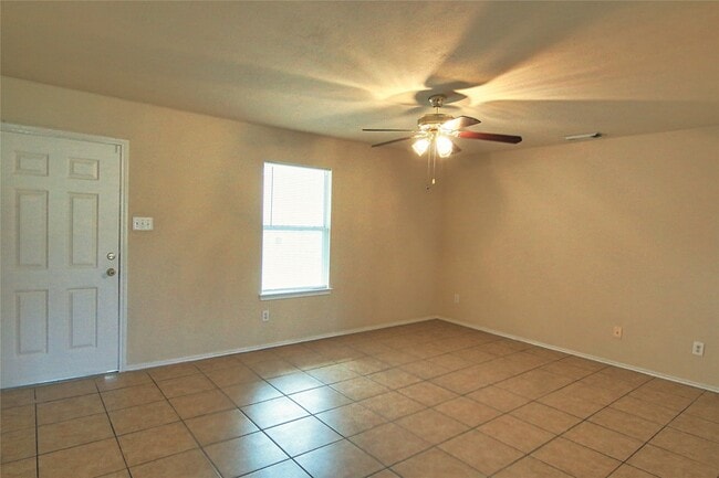 property at 7419 Kennemer Dr