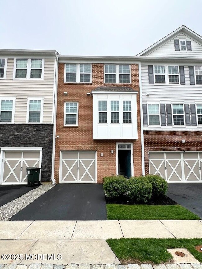 property at 147 Waypoint Dr