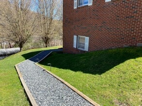 312 Clint Norris Rd in Boone, NC - Building Photo - Building Photo