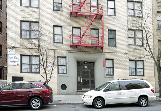 3544 DeKalb Ave in Bronx, NY - Foto de edificio - Building Photo