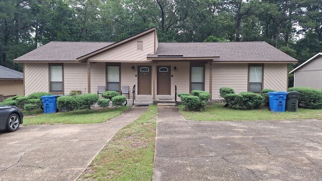 917 Odom Dr in Fayetteville, NC - Building Photo - Building Photo