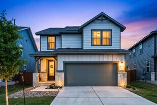 217 McCrae Dr in Liberty Hill, TX - Building Photo