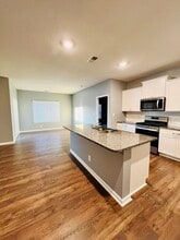 5439 Garden Cress Trl in Knoxville, TN - Foto de edificio - Building Photo