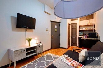 112 E 7th St in New York, NY - Building Photo - Building Photo