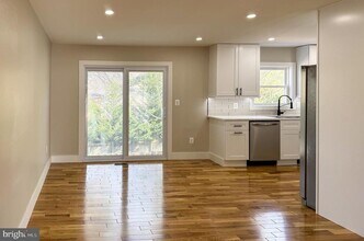 1723 Gabriel Ct in Crofton, MD - Building Photo - Building Photo