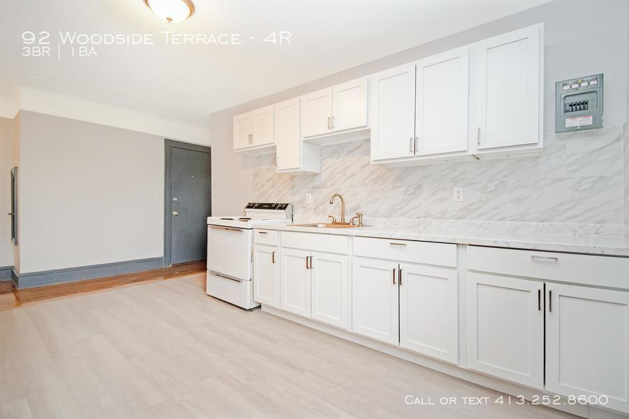 92 Woodside Terrace-Unit -4R in Springfield, MA - Building Photo