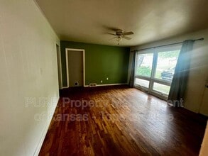 2015 Clifton Ct in Lawrence, KS - Building Photo - Building Photo