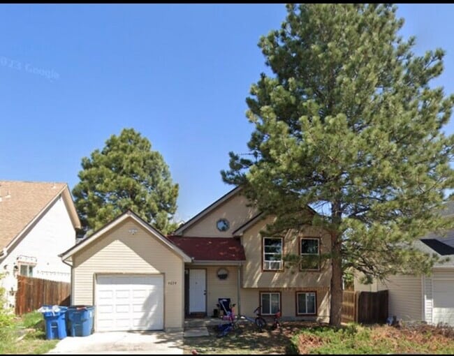 property at 4675 S Buckley Way