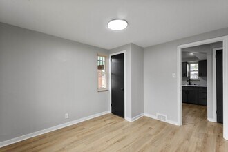 1020 2nd St in Mckees Rocks, PA - Building Photo - Building Photo
