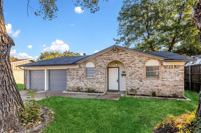 1922 Northlake Dr in Garland, TX - Building Photo