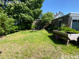 10 Meacham Rd, Unit 1 in Cambridge, MA - Building Photo