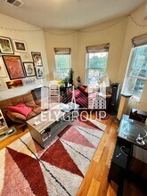 8 Gilmore St, Unit 2 in Cambridge, MA - Building Photo - Building Photo